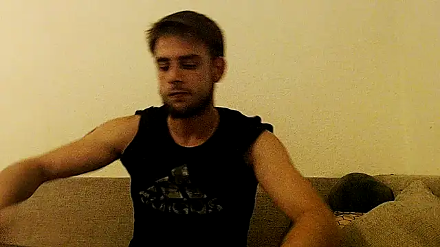 Snapshot of Youngtimer_1997 chatting on 09-30-25, 11:43 Youngtimer 1997 online show from 09-30-25, 11:43