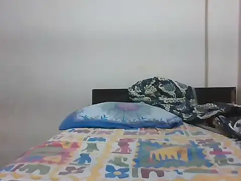 pritamkr69 online show from 04-20-26, 07:48