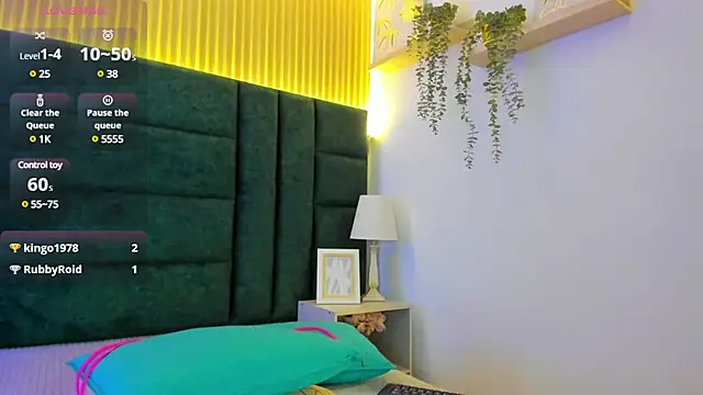 Snapshot of AntonellaaHot chatting on 03-21-25, 02:07 AntonellaaHot online show from 03-21-25, 02:07