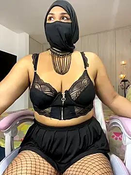 Snapshot of Jameela chatting on 12-03-24, 11:46 Jameela online show from 12-03-24, 11:46