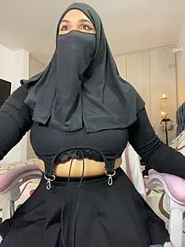 Snapshot of Jameela chatting on 12-08-24, 10:03 Jameela online show from 12-08-24, 10:03