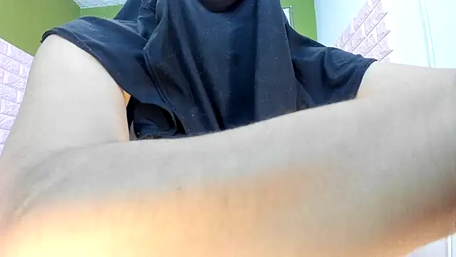 Snapshot of Jameela chatting on 01-30-25, 11:24 Jameela online show from 01-30-25, 11:24