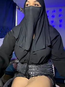 Snapshot of Jameela chatting on 11-23-25, 07:13 Jameela online show from 11-23-25, 07:13