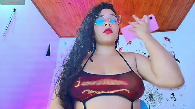 Sofiia Diiaz online show from 04-09-26, 07:08