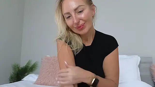 Snapshot of Allys chatting on 09-09-25, 04:45 Allys online show from 09-09-25, 04:45