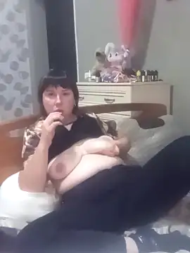 explored romantic online show from 10-10-25, 12:59