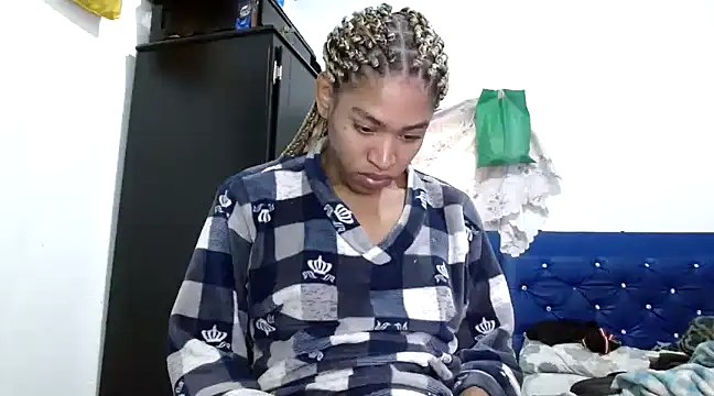 angelamarie1 online show from 01-04-25, 12:49