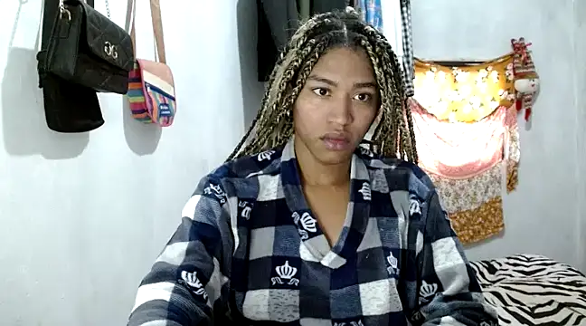 angelamarie1 online show from 02-08-25, 01:11