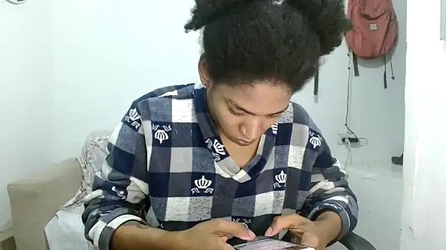 angelamarie1 online show from 09-27-25, 11:15