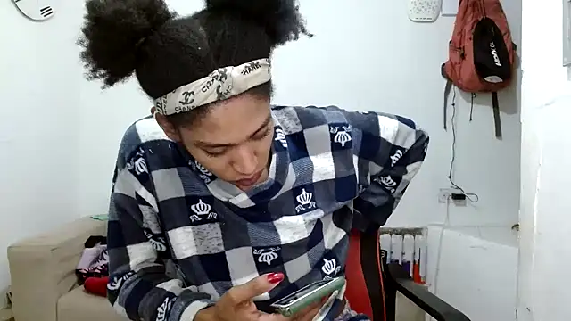 Snapshot of angelamarie1 chatting on 03-05-26, 04:41 angelamarie1 online show from 03-05-26, 04:41