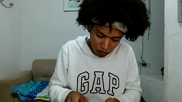 Snapshot of angelamarie1 chatting on 03-12-26, 11:55 angelamarie1 online show from 03-12-26, 11:55