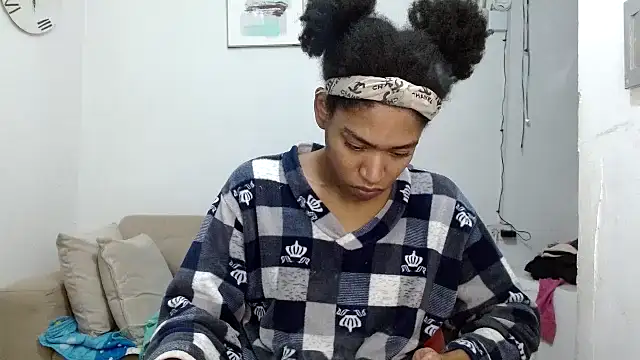 Snapshot of angelamarie1 chatting on 03-16-26, 11:47 angelamarie1 online show from 03-16-26, 11:47