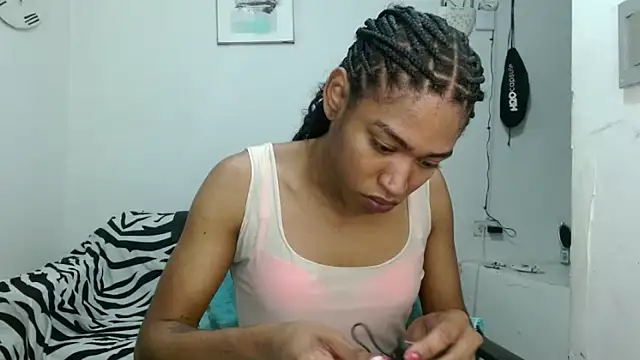 Snapshot of angelamarie1 chatting on 03-29-26, 08:20 angelamarie1 online show from 03-29-26, 08:20