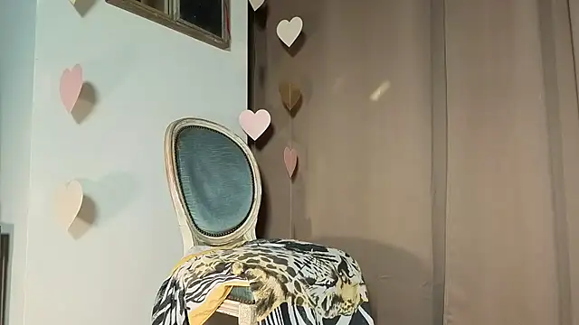 Lola Belgium online show from 03-09-26, 06:50