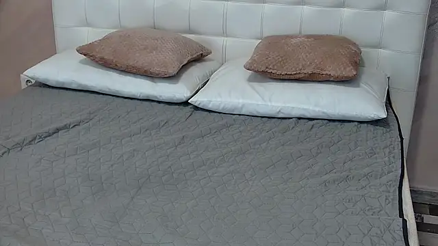 Sierra Halle online show from 02-11-25, 11:22