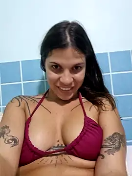 Snapshot of frenchxena98 chatting on 01-15-25, 10:13 frenchxena98 online show from 01-15-25, 10:13