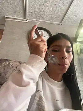 LauraAristizabal online show from 01-25-25, 07:39