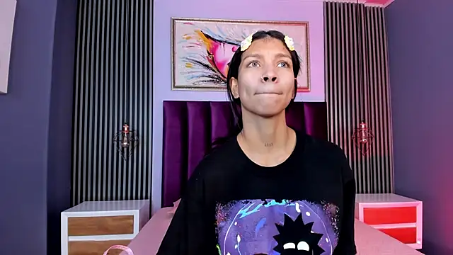 LauraAristizabal online show from 03-12-25, 12:47