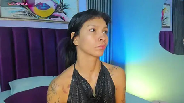 LauraAristizabal online show from 11-01-25, 12:40