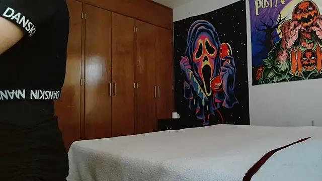 Snapshot of MINI_Petite chatting on 03-01-26, 10:34 MINI Petite online show from 03-01-26, 10:34