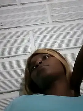 sexyjustin202 online show from 03-06-25, 04:52