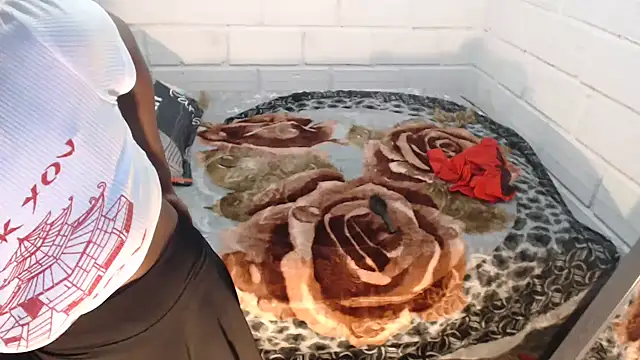 sexyjustin202 online show from 09-13-25, 12:21