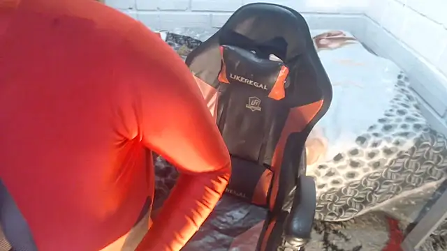 sexyjustin202 online show from 10-01-25, 10:38