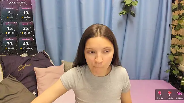 Snapshot of MelaniGrand chatting on 10-20-25, 09:10 MelaniGrand online show from 10-20-25, 09:10