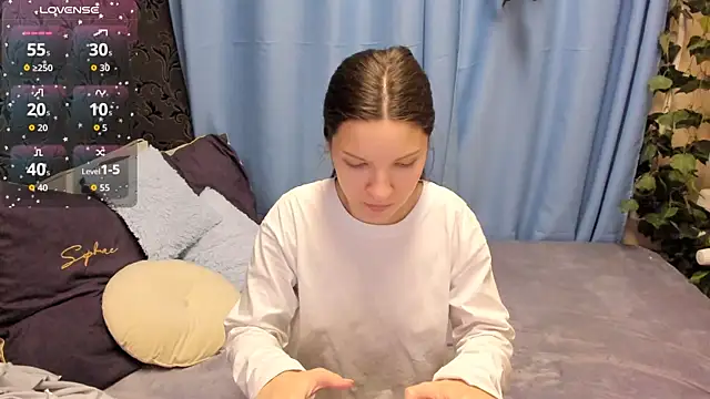 Snapshot of MelaniGrand chatting on 11-21-25, 09:30 MelaniGrand online show from 11-21-25, 09:30