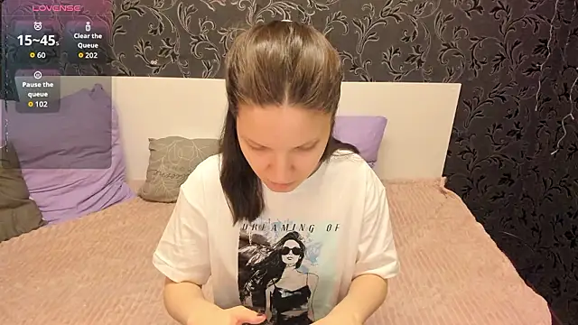 Snapshot of MelaniGrand chatting on 02-07-26, 09:13 MelaniGrand online show from 02-07-26, 09:13