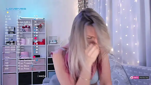 Karamelsw  online show from 02-18-25, 11:52