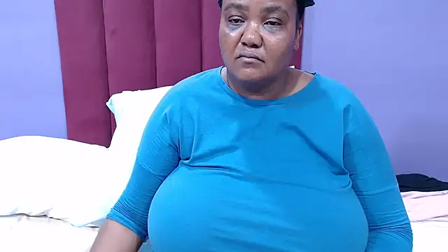 GiantTittts online show from 03-09-26, 06:12