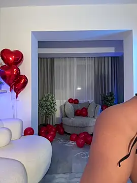 Snapshot of KirstieVegas chatting on 02-15-26, 04:25 KirstieVegas online show from 02-15-26, 04:25