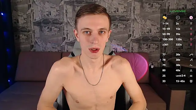 Snapshot of Oliver_Fresh chatting on 01-10-25, 09:13 Oliver Fresh online show from 01-10-25, 09:13