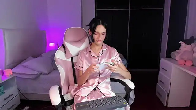 Snapshot of Ainhoads chatting on 07-02-26, 03:23 Ainhoads online show from 07-02-26, 03:23