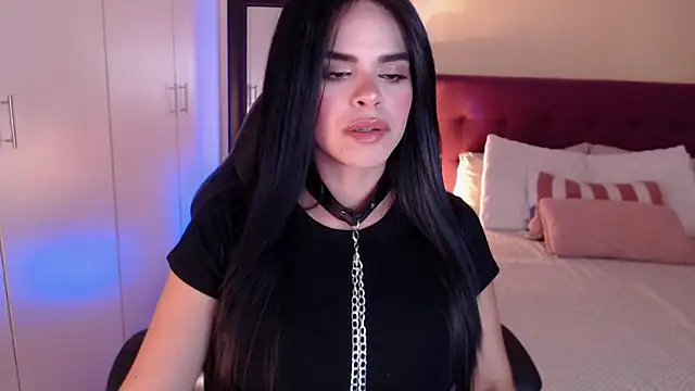 Snapshot of Mafer_Meow chatting on 02-17-25, 03:15 Mafer Meow online show from 02-17-25, 03:15