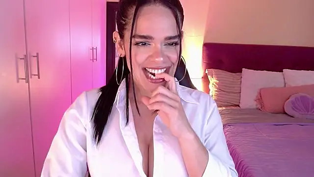 Snapshot of Mafer_Meow chatting on 10-04-25, 07:23 Mafer Meow online show from 10-04-25, 07:23