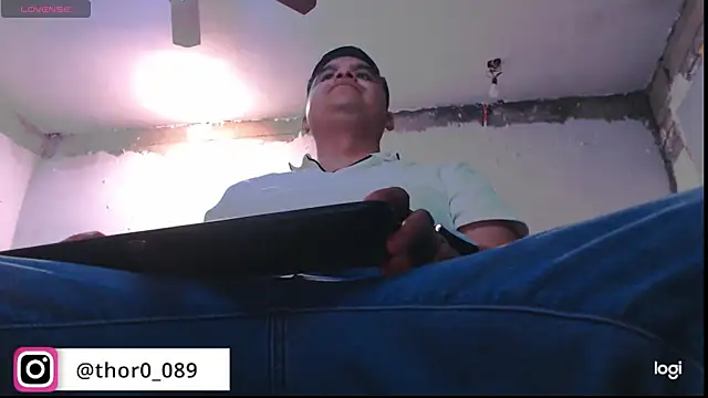 thor000089 online show from 10-14-25, 04:35