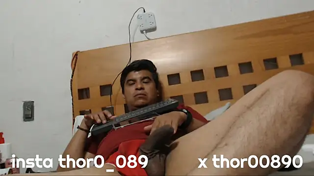 Snapshot of thor000089 chatting on 04-28-26, 04:28 thor000089 online show from 04-28-26, 04:28
