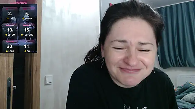 Stacy Davice online show from 10-31-25, 04:52