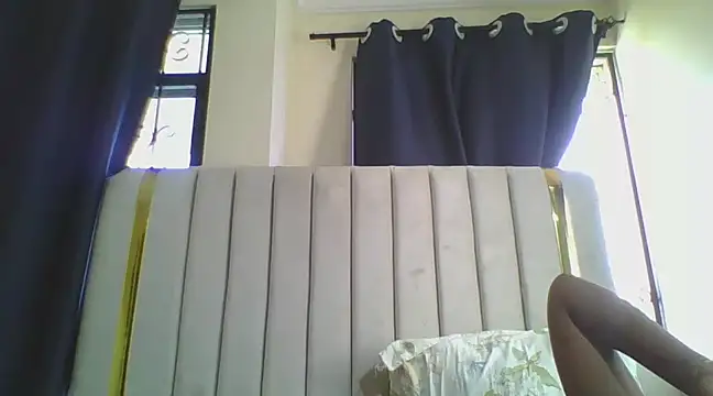 CuteJ online show from 02-13-25, 10:02