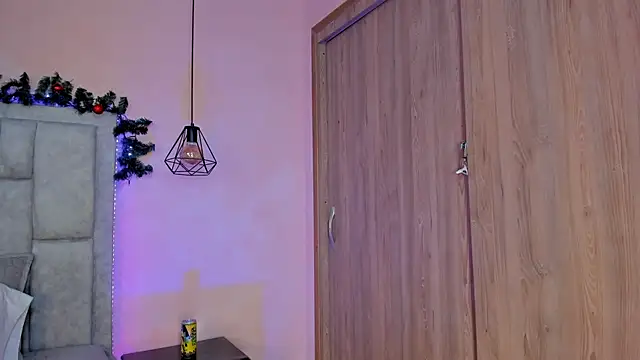 Snapshot of Stefhanyblow chatting on 11-21-25, 05:17 Stefhanyblow online show from 11-21-25, 05:17