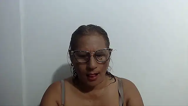 charrysexy1 online show from 11-29-25, 12:30