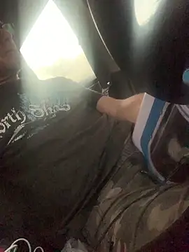 Snapshot of Likewise chatting on 02-17-25, 04:48 Likewise online show from 02-17-25, 04:48