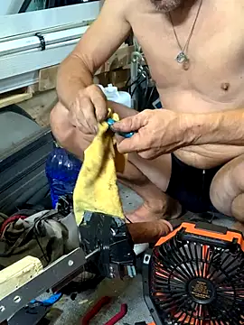 Snapshot of Likewise chatting on 10-25-25, 11:10 Likewise online show from 10-25-25, 11:10