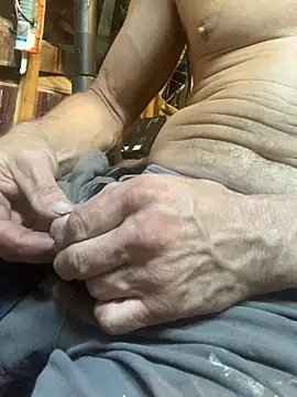 Snapshot of Likewise chatting on 12-22-25, 02:30 Likewise online show from 12-22-25, 02:30