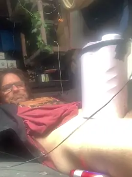 Snapshot of Likewise chatting on 02-07-26, 11:19 Likewise online show from 02-07-26, 11:19