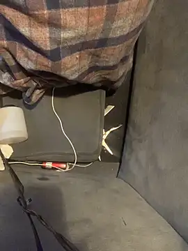 Snapshot of Likewise chatting on 02-23-26, 08:17 Likewise online show from 02-23-26, 08:17