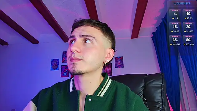 Snapshot of dimitri-bilak chatting on 09-20-25, 01:17 dimitri-bilak online show from 09-20-25, 01:17