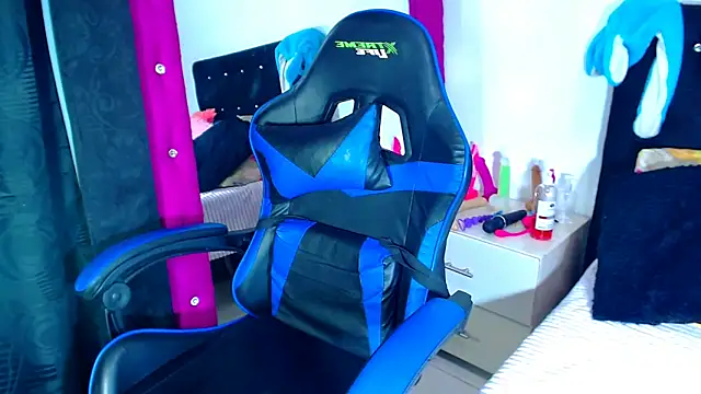 Jenng18 online show from 05-26-26, 05:03